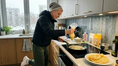 Koronkowe naleśniki „pajęczynka” – prosty trik na chrupiący wzór prosto z patelni