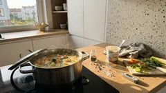 Tania ryba, a smak jak z dobrej knajpy: kremowa zupa na śmietance i serku topionym